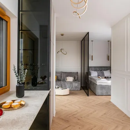 Apartment Przytulne Klimatyzowane Z Balkonem I Parkingiem By Renters *